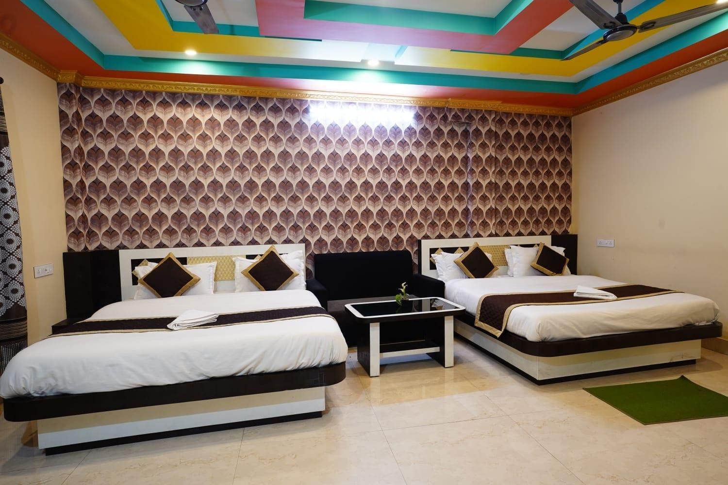 Tirupati Lodge Njp Siliguri Dış mekan fotoğraf