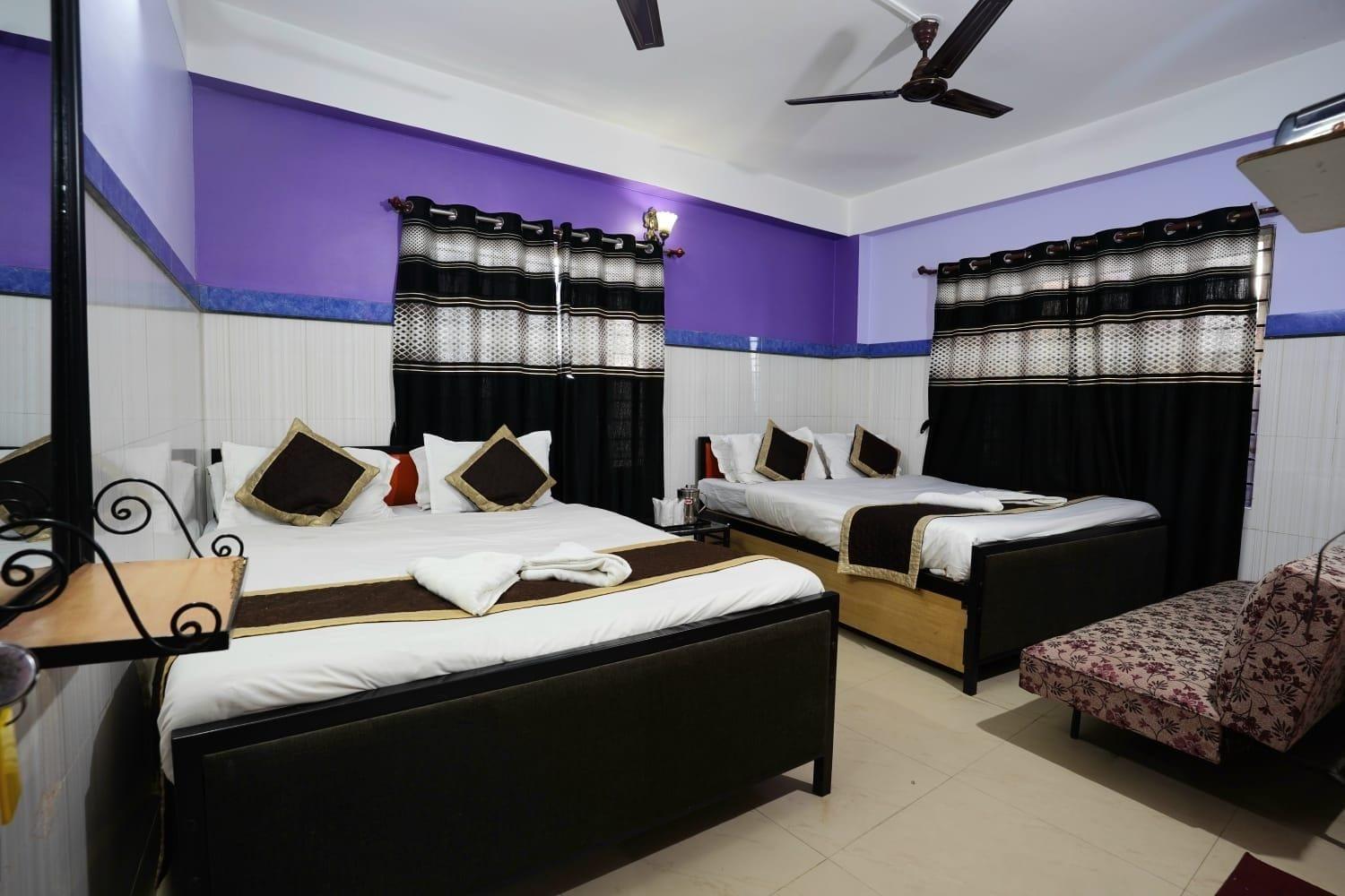 Tirupati Lodge Njp Siliguri Dış mekan fotoğraf